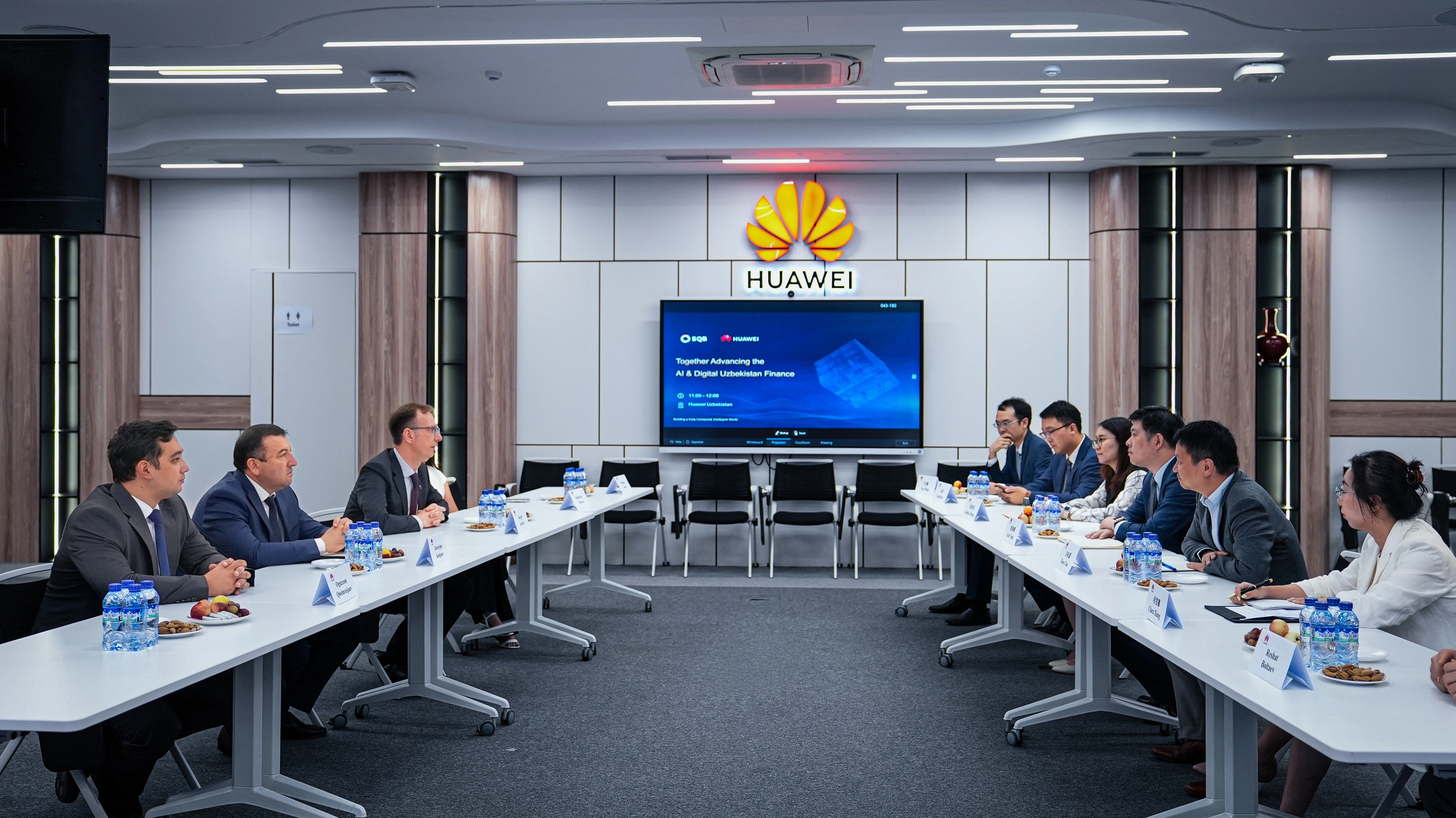 SQB и Huawei расширяют стратегическое сотрудничество в сфере искусственного интеллекта